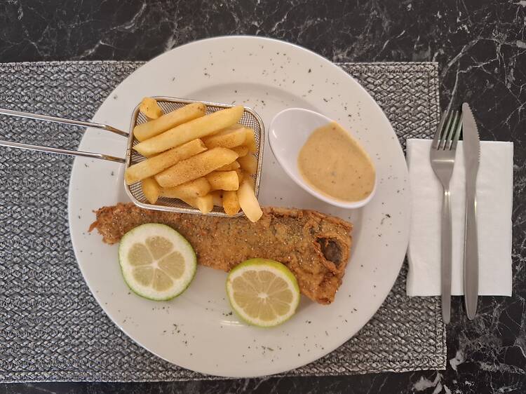 Idlanathi Pollsmoor Restaurant