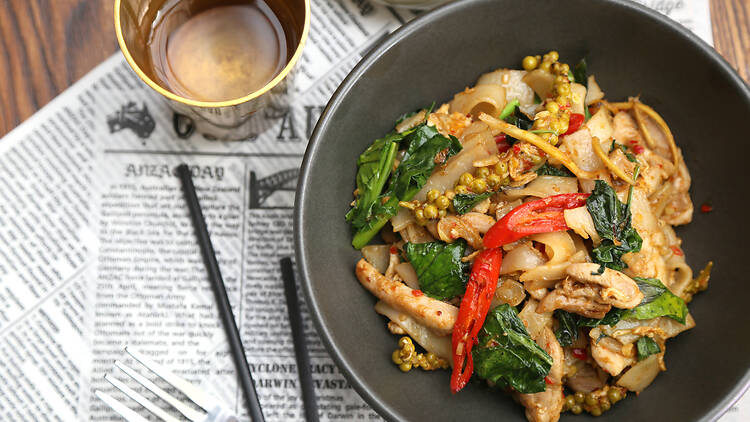 Pad kee mao (drunken noodle)