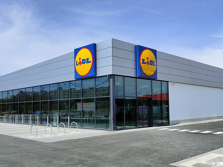 Abre un Lidl de más de 1.000 metros cuadrados junto a Madrid Río Abre un Lidl de más de 1.000 metros cuadrados junto a Madrid Río