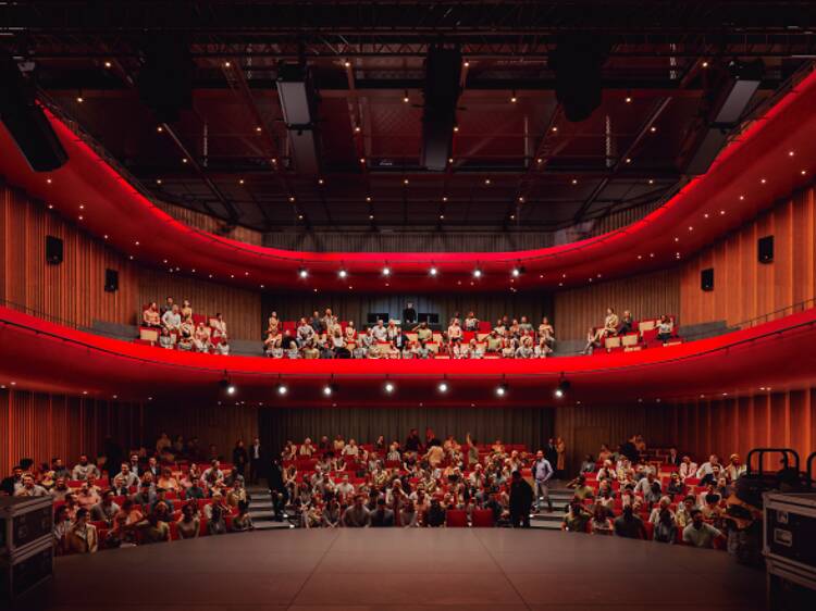Obre un nou teatre al Poblenou amb 500 butaques i escola superior d’arts i oficis escènics