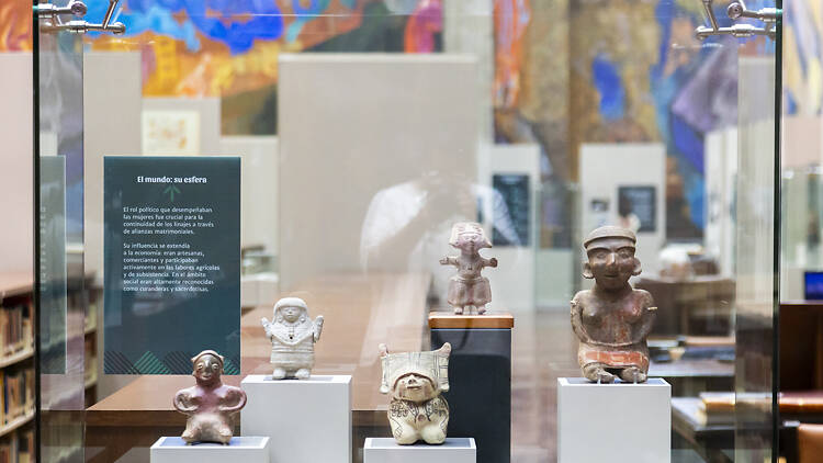 Nuestra raíz, nuestro corazón. Mujeres indígenas: memoria y presencia 