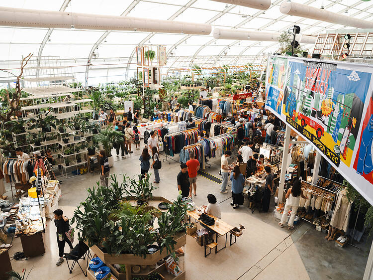 Browse 250 handpicked vintage and design vendors at Made By Legacy