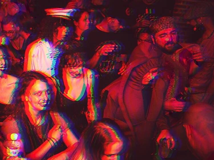 Figure out your moves on the dancefloor at Footwork Jungle Figure out your moves on the dancefloor at Footwork Jungle