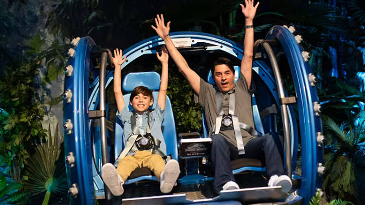 Jurassic World: The Experience