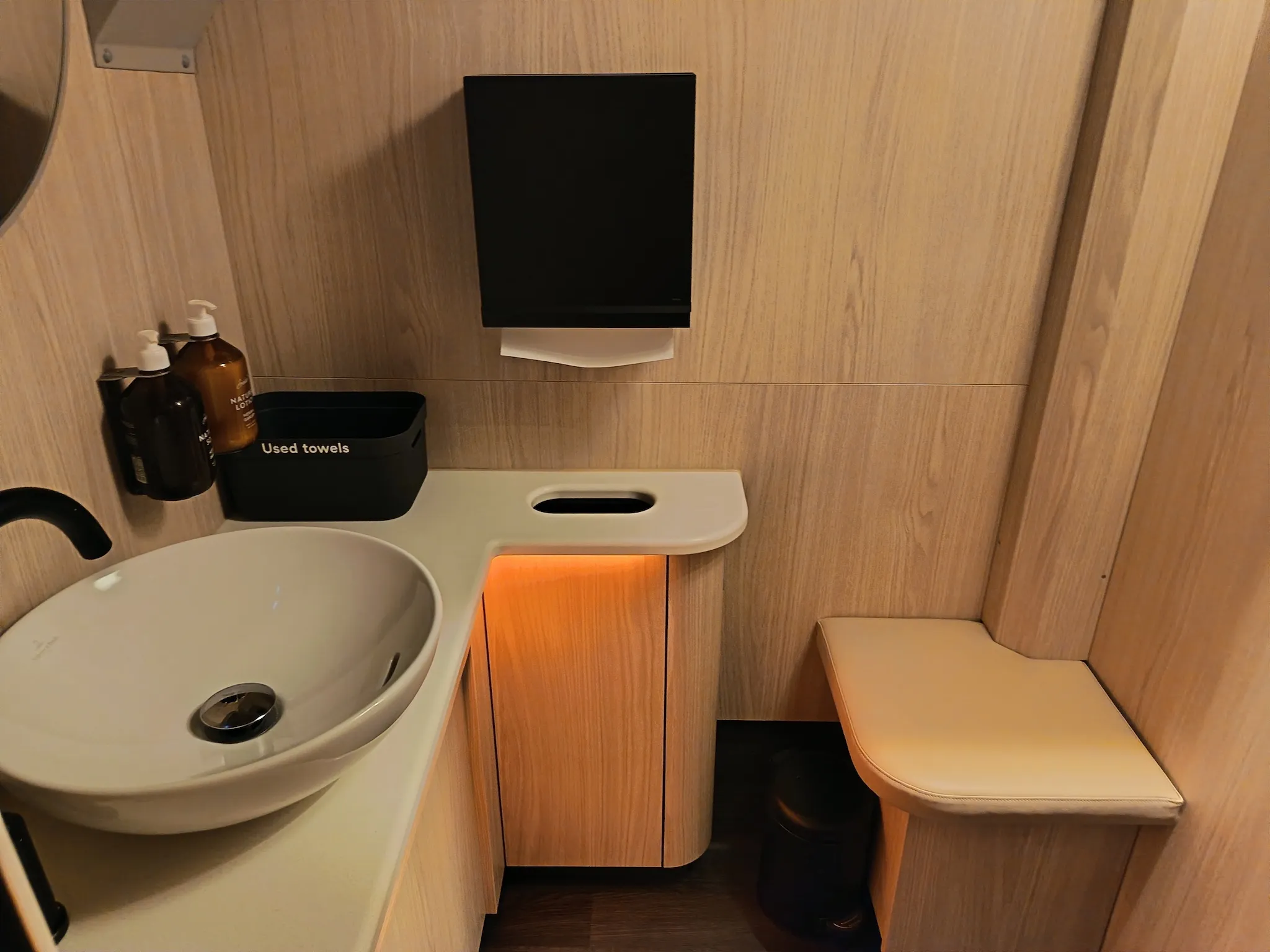 The changing room on Twiliner bus