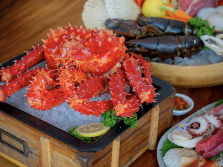 Crack into snow crab season at Market Place Buffet Crack into snow crab season at Market Place Buffet