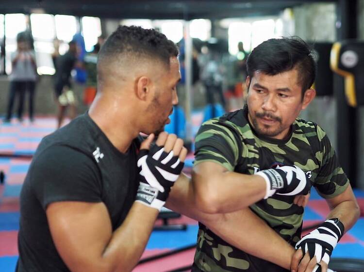 เจริญทอง มวยไทย (Jaroenthong MuayThai) - ค่ายมวยคุณภาพแน่น จะมาเรียนมวยหรือจะเทรนฟิตเนสก็มีให้เหมือนกัน