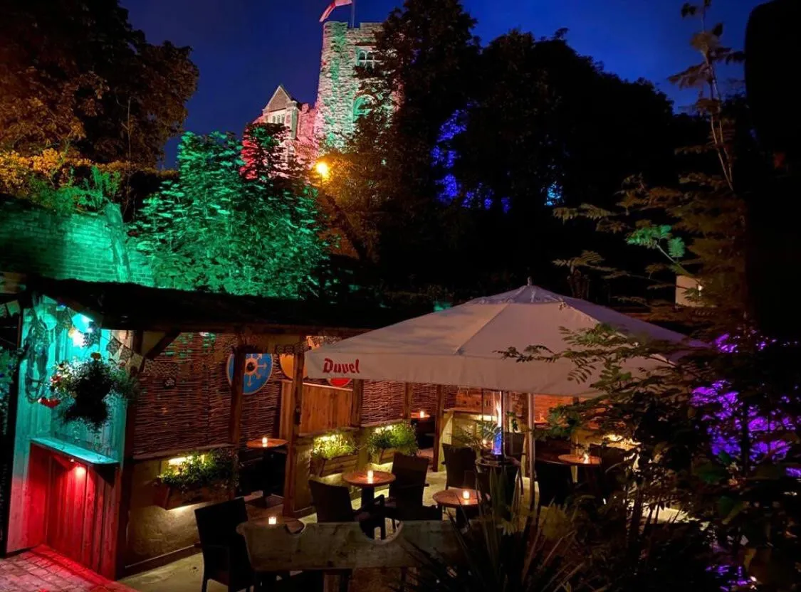 Beer garden at the Tamworth Tap