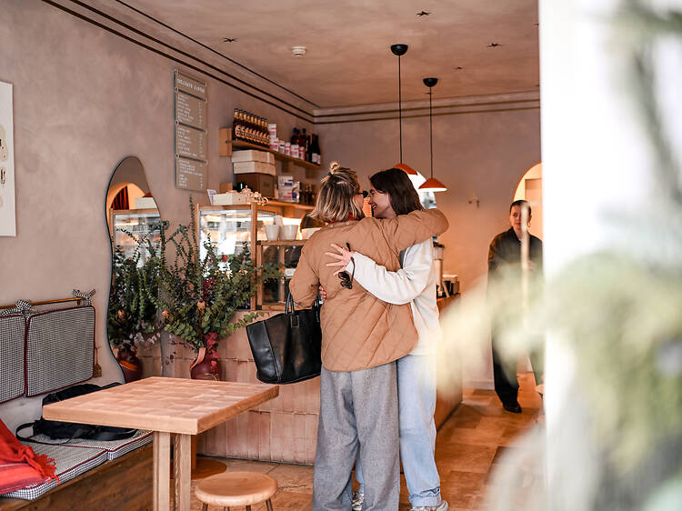 No 11:11, é sempre hora de brunch. Servem-se omeletes, sopas e café de especialidade