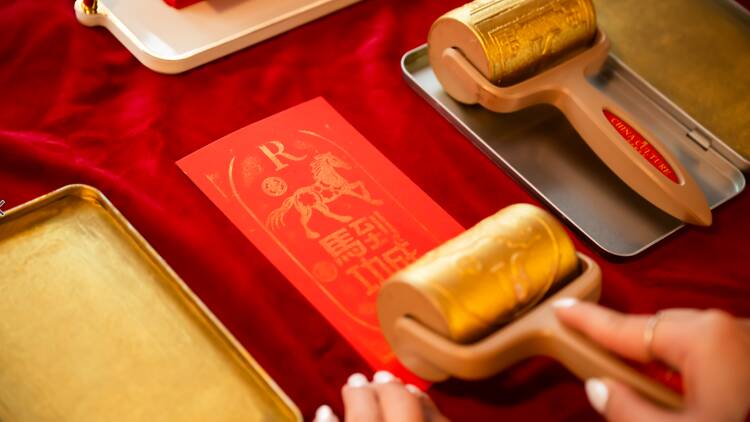 Renaissance Hotel   萬麗新春電車