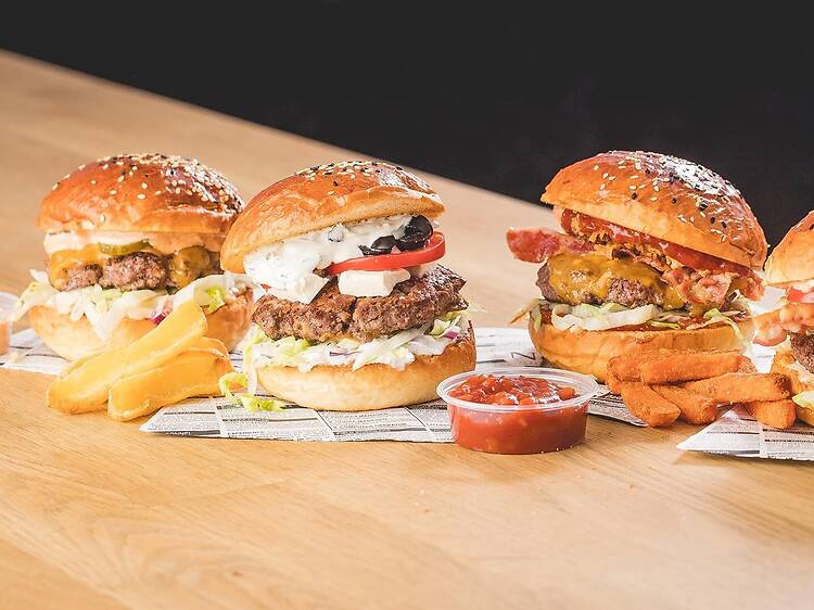 Utolsó burger a Vaslapban: a héten bezár a legendás burgerező