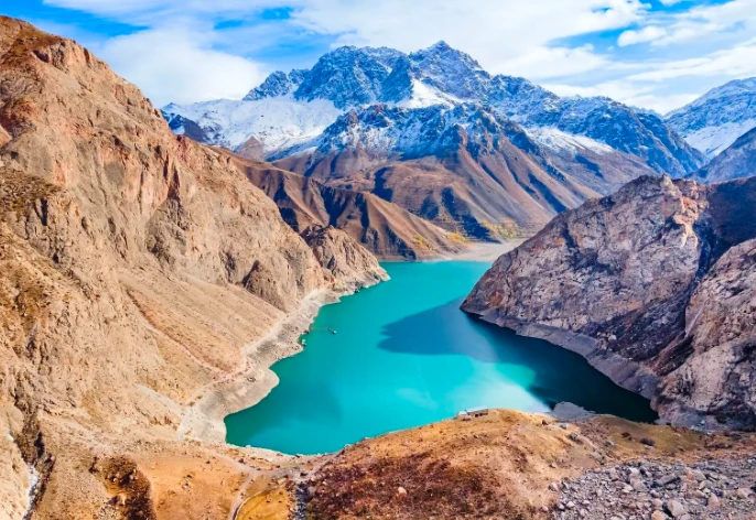 Tadjikistan, viatjar