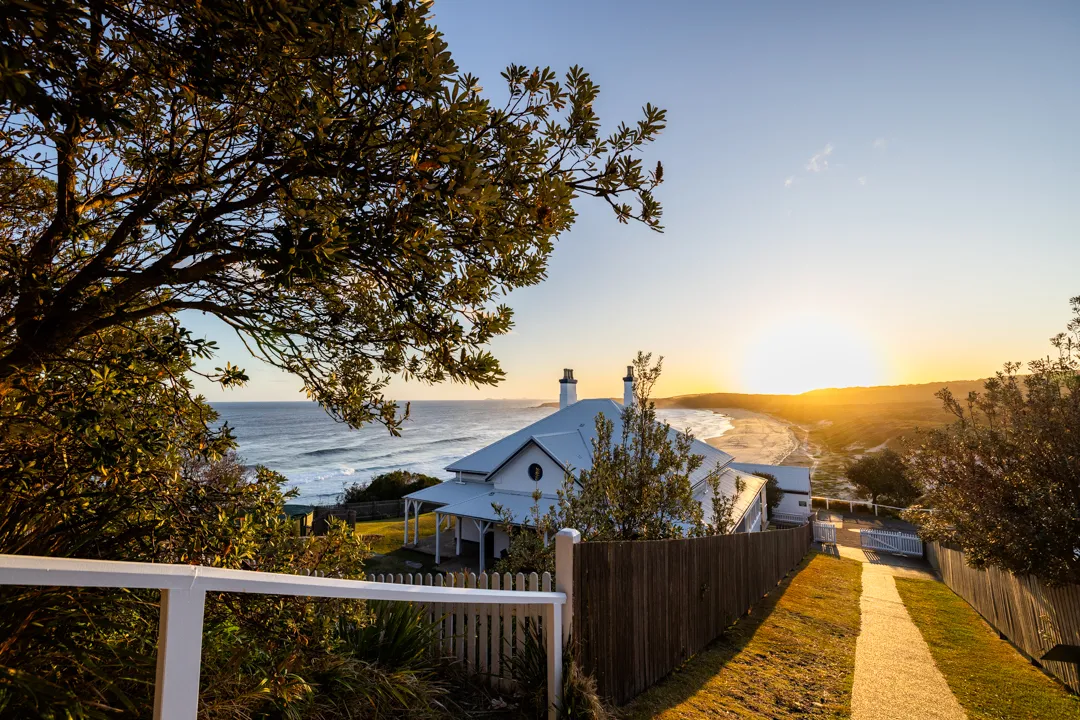 Seal Rocks lighthouse cottage