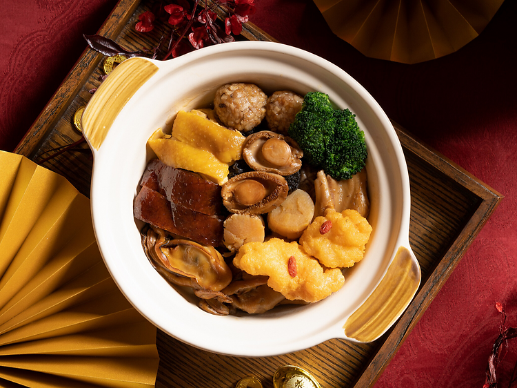 Four Seasons Hotel Hong Kong