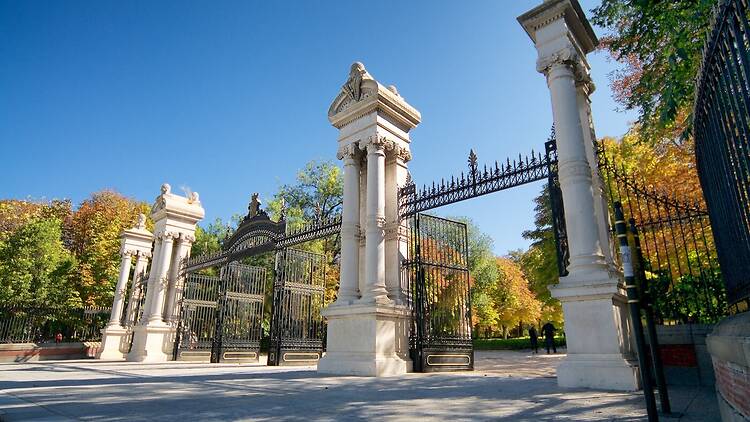 Puerta de España del Retiro. © Antonello Dellanotte