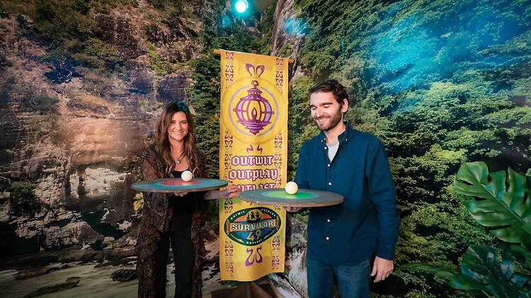 SURVIVOR Ultimate Fan Cafe