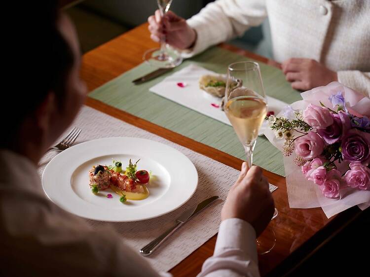 情人節餐廳推介：Salon Lanson  花藝師現場製作的花束