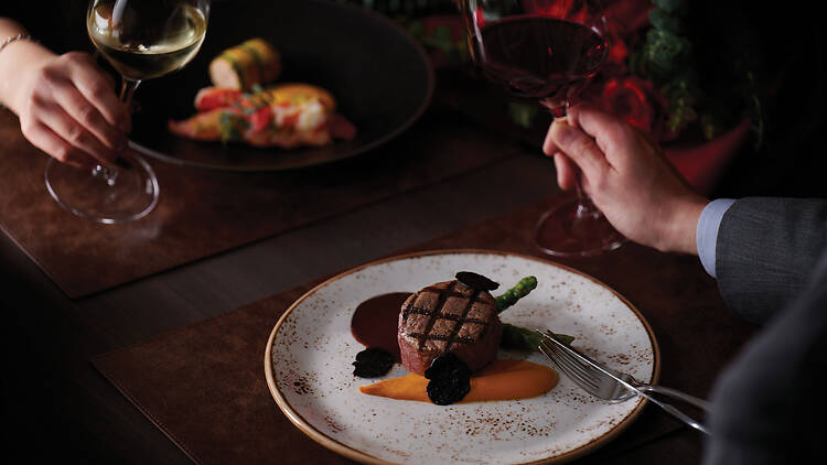 情人節餐廳推介：香港 JW 萬豪酒店 Flint 貼心禮物套裝