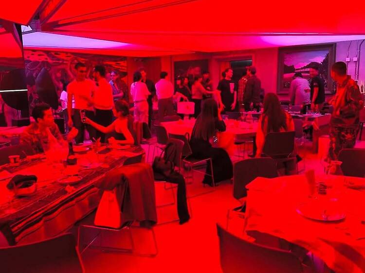 Eat lived-in flavours along FV39's long table with Chef Allen and Lady GooGoo Eat lived-in flavours along FV39's long table with Chef Allen and Lady GooGoo