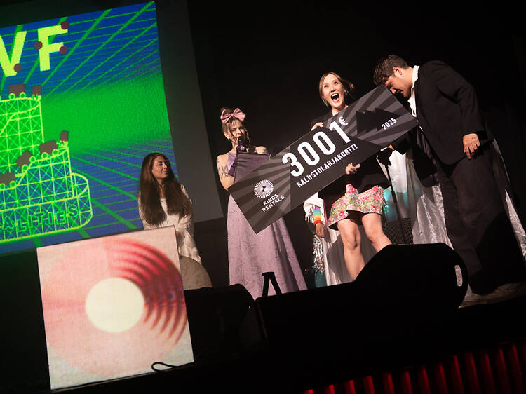 Vietä viikko musiikkivideoiden maailmassa Vietä viikko musiikkivideoiden maailmassa