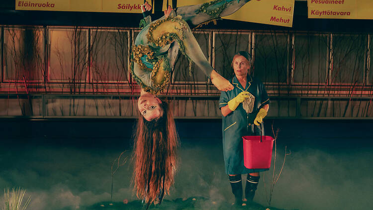 Astu teatteriesityksen sisään Raksilan marketeilla Astu teatteriesityksen sisään Raksilan marketeilla