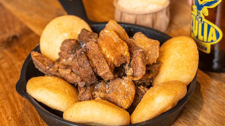 La Churuata: tequeños, arepitas i cachapitas