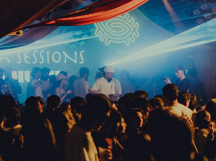 AGHÁ Sessions com Xinobi