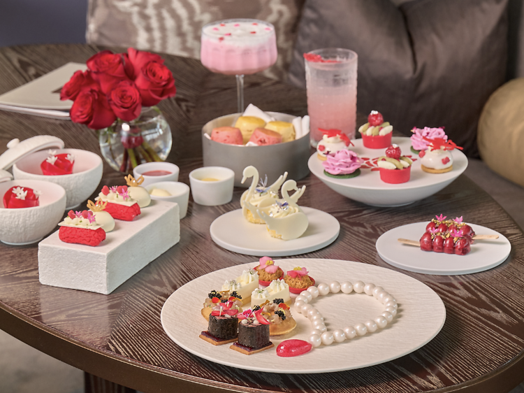 The season of love arrives early at Waldorf Astoria