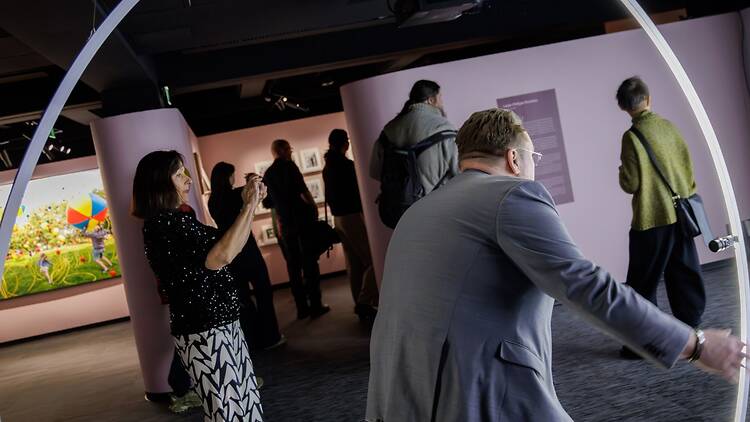 Löydä leikki kansainvälisessä valokuvanäyttelyssä Löydä leikki kansainvälisessä valokuvanäyttelyssä