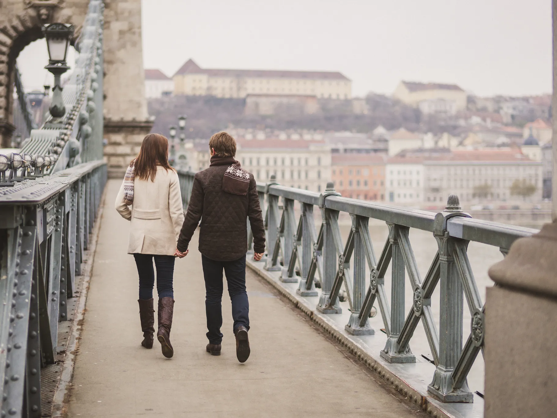 Budapest L&aacute;nch&iacute;don s&eacute;t&aacute;l&oacute; p&aacute;r t&eacute;len vagy ősszel