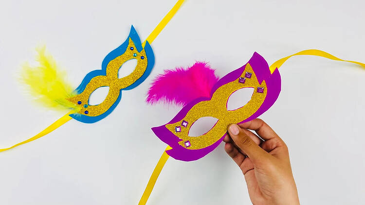 Come and paint Carnival Masks