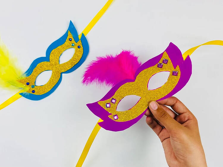 Come and paint Carnival Masks