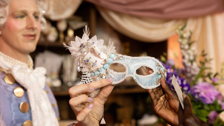 Mask at the Birdgerton pop-up