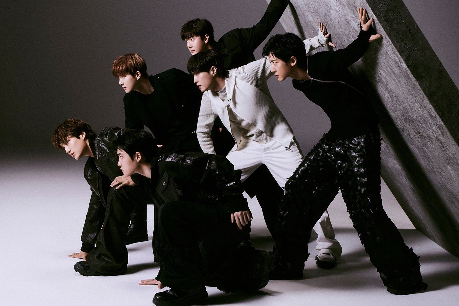 K-pop boy band EXO makes their long-awaited return to Singapore with a world tour stop this July