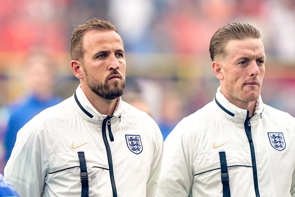 Harry Kane and Jordan Pickford, England football players
