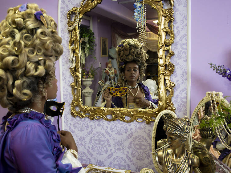 The ultimate Bridgerton watch party guide for modern-day members of the ton