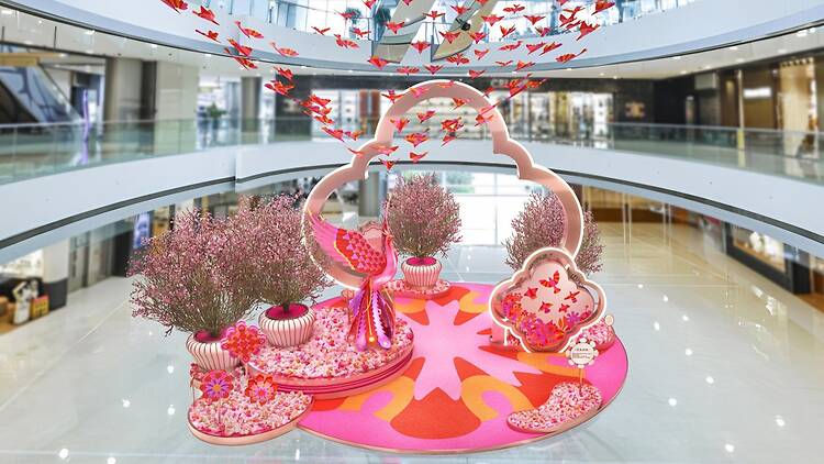 新年活動2026：IFC 國際金融中心商場「百鳥朝鳳迎新春」新年裝置