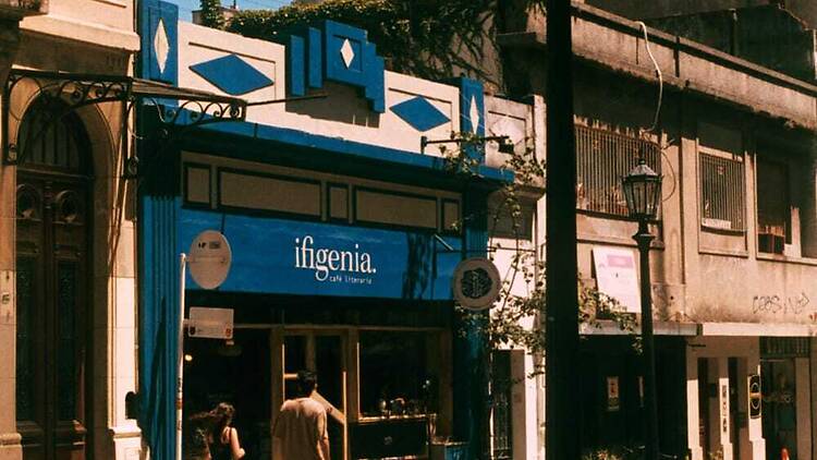 San Valentín entre café y libros en Ifigenia Café