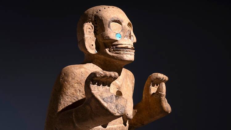 La mitad del mundo. La mujer en el México indígena. El ámbito divino (Casa de México).