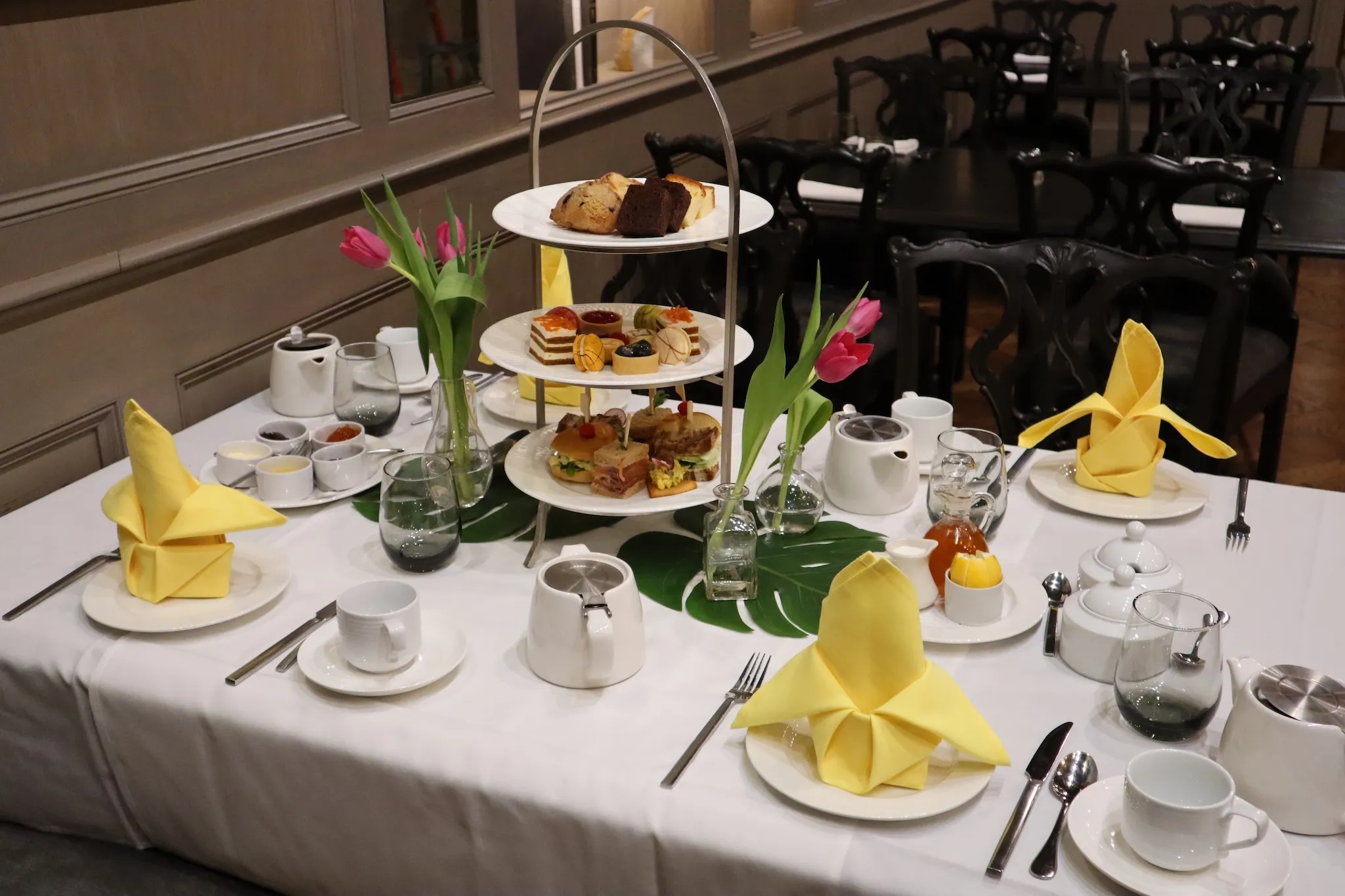 The Drake Oak Brook - Afternoon tea