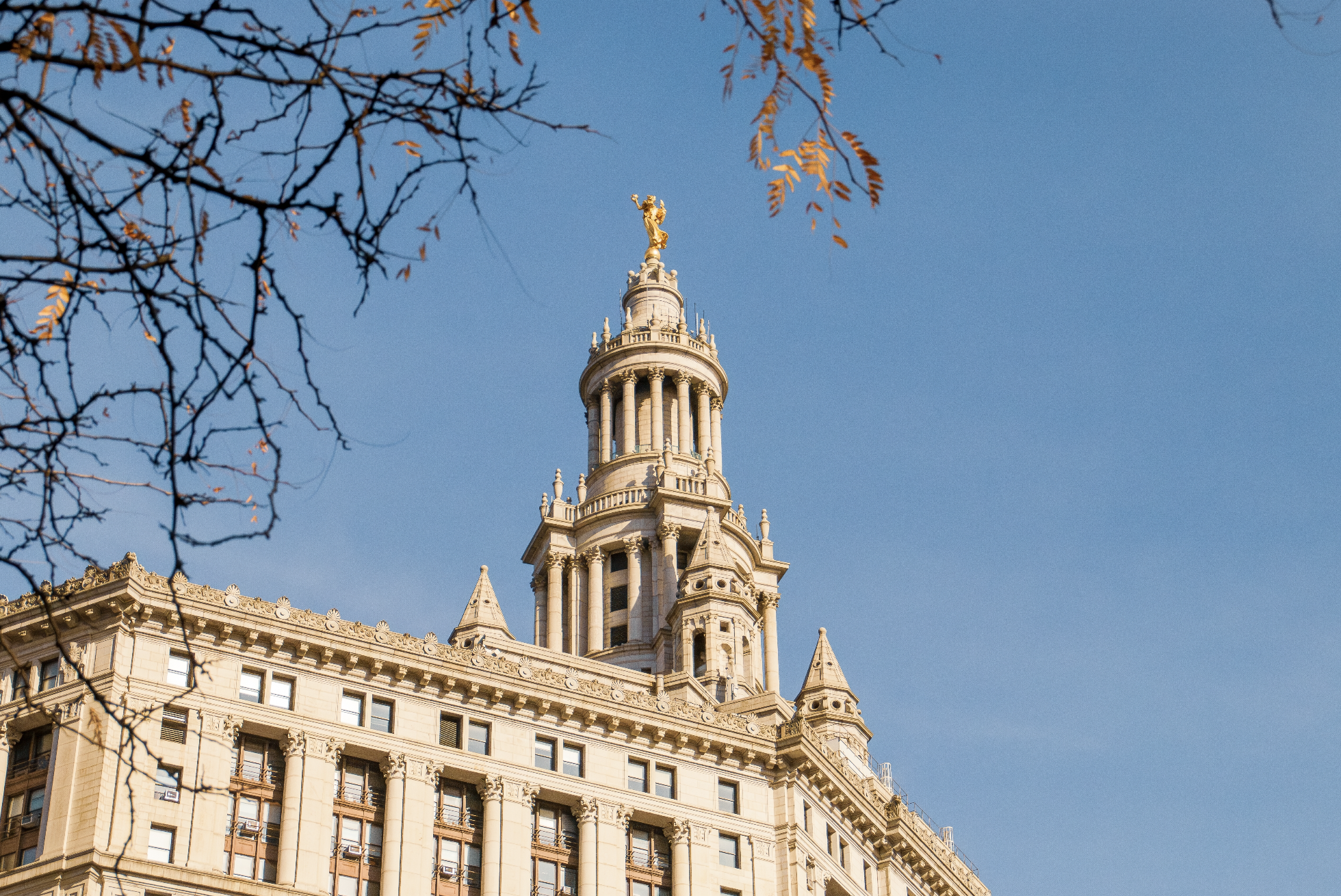 Manhattan’s David N. Dinkins Municipal Building is opening for free rooftop tours for the first time ever