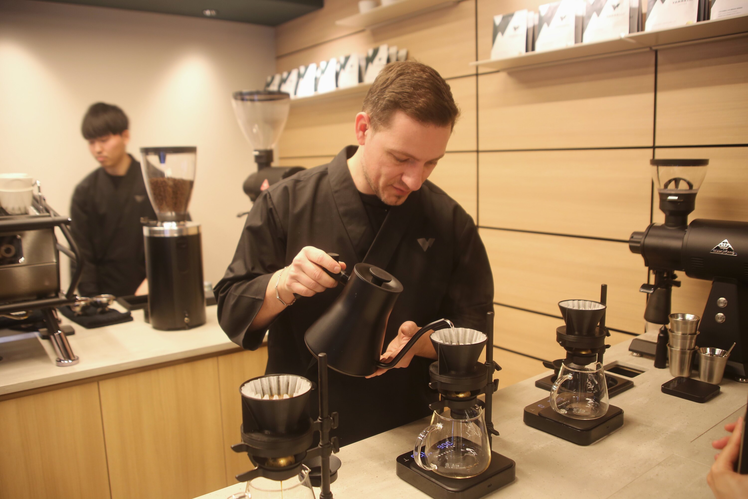 イタリアのコーヒー王者が世界初の旗艦店「Vannelli Coffee」を表参道