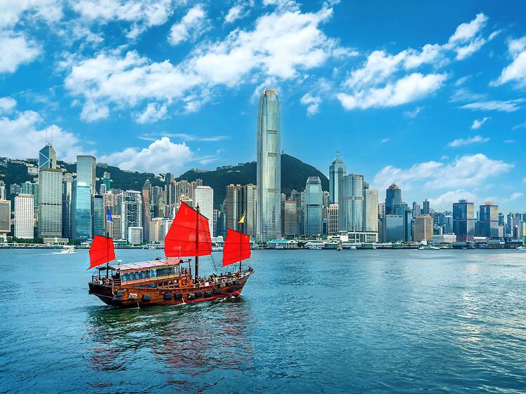 招商永隆銀行推來港人才星級禮遇 三大核心優勢支援人才居港生活