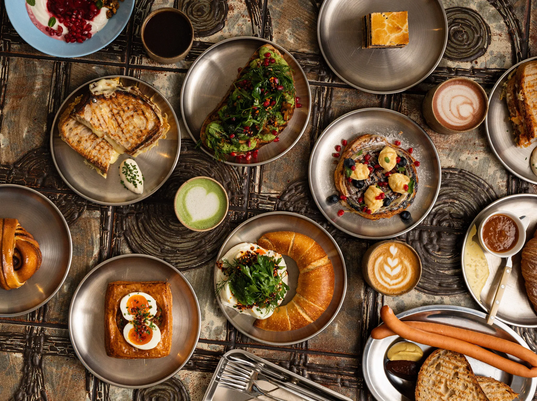 SALT Bakery x CAUSE Zr&iacute;nyi utca