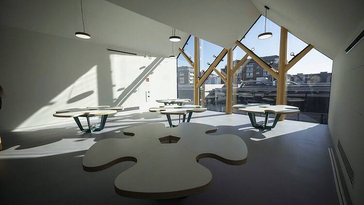 Centro cultural con biblioteca de Montecarmelo. Ayuntamiento de Madrid