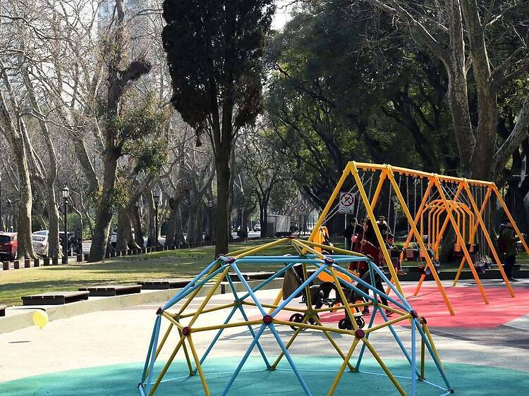 Pasear por la Costanera Sur