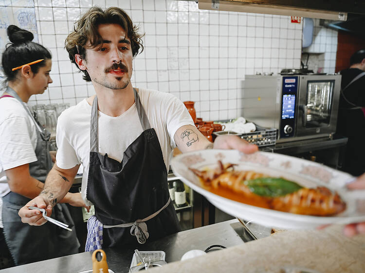 Chefs, artistas e DJs juntam-se este sábado. Receitas vão para a Cáritas de Leiria