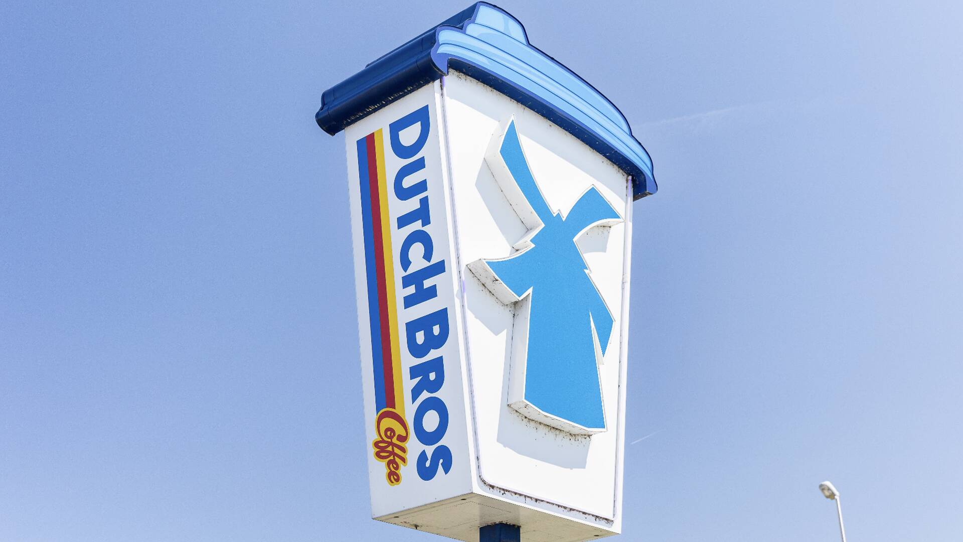 Viral Coffee Chain Dutch Bros. Is Expanding Near Chicago With Oswego ...
