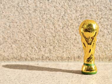 Le trophée de la Coupe du Monde de football vient parader à Paris le 10 février sur les Champs-Elysées Le trophée de la Coupe du Monde de football vient parader à Paris le 10 février sur les Champs-Elysées