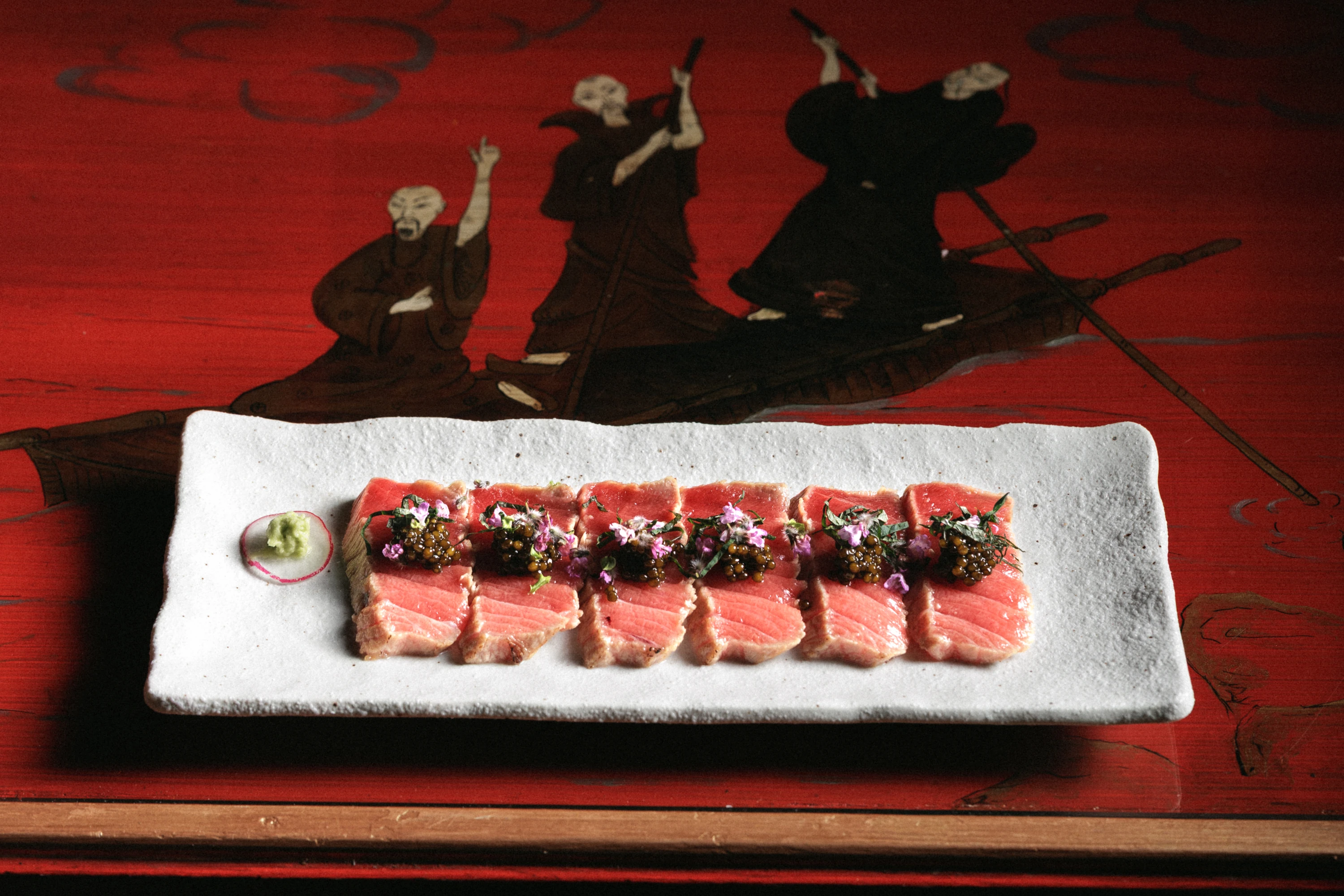 Maguro zuke e caviar